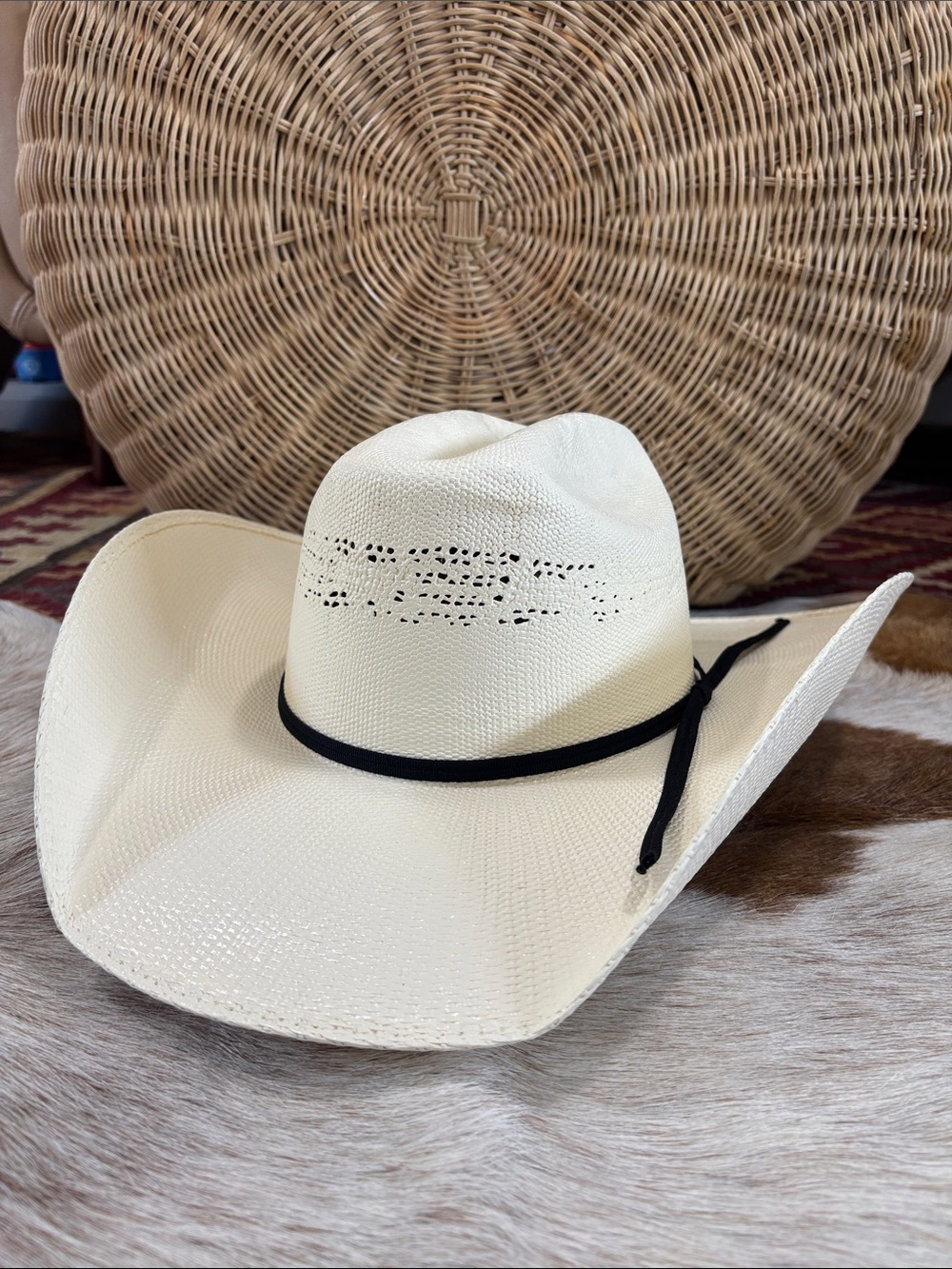 Resistol straw, cowboy hat size 7 1/2